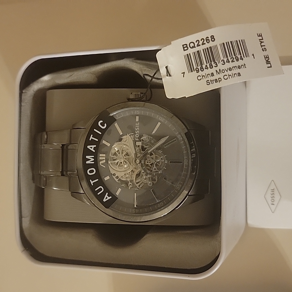 Men's Watch - Picture 2 of 4
